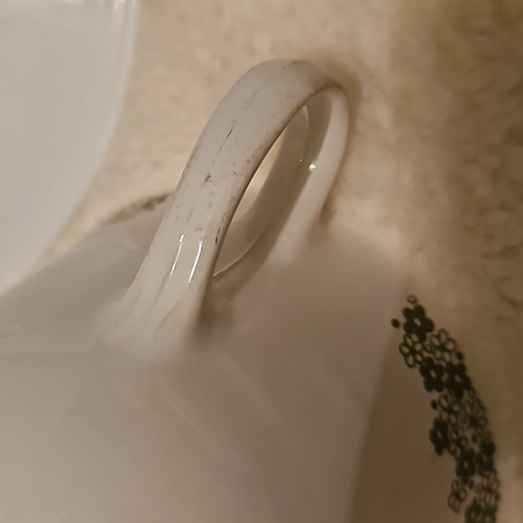 Corelle Tea/Coffee cup and Saucer - Picture 8 of 9